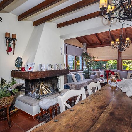 Livadi Cozy Villa Арахова Экстерьер фото